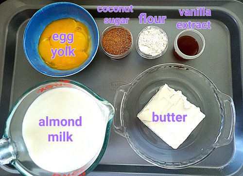 Vanilla poppy seed biscuit casserole