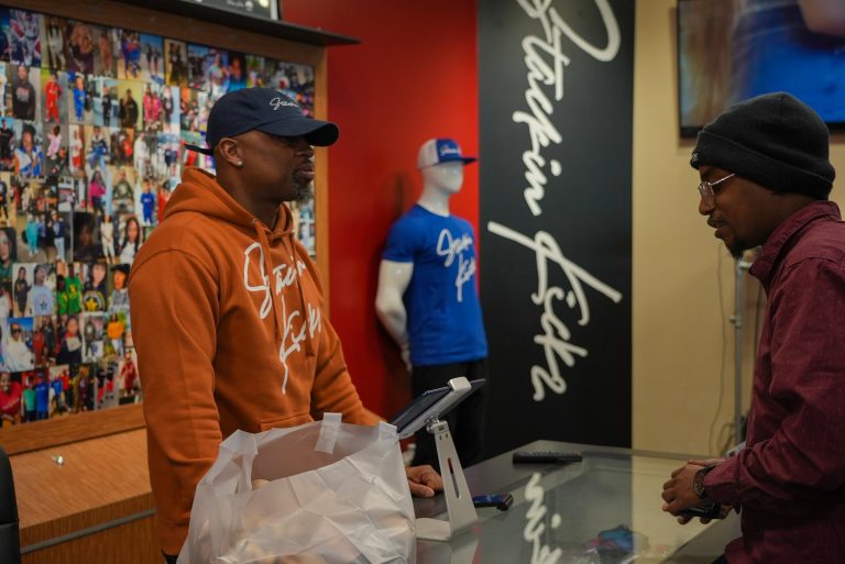 DSC00205 min 768x513