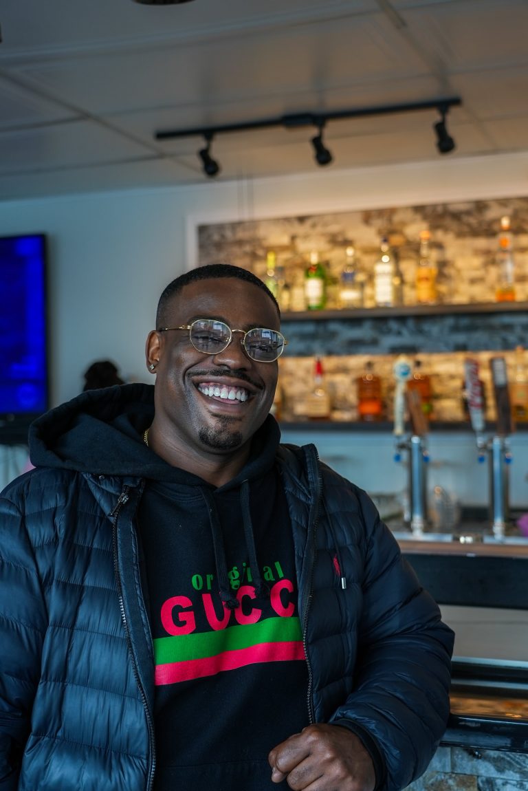 DSC00238 min 768x1150